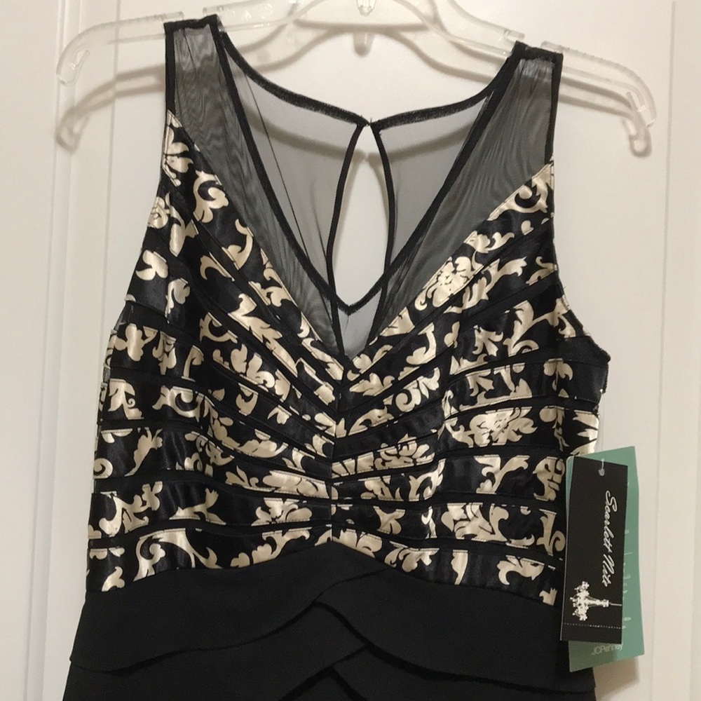 NWT!  Scarlett Nite Little Black Dress Size 8